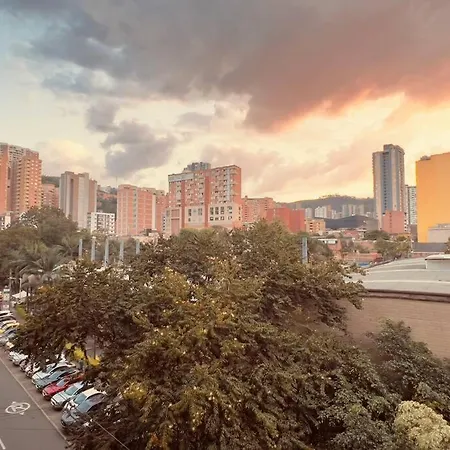 Apartamento En Sabaneta Con Excelente Ubicacion Exterior photo